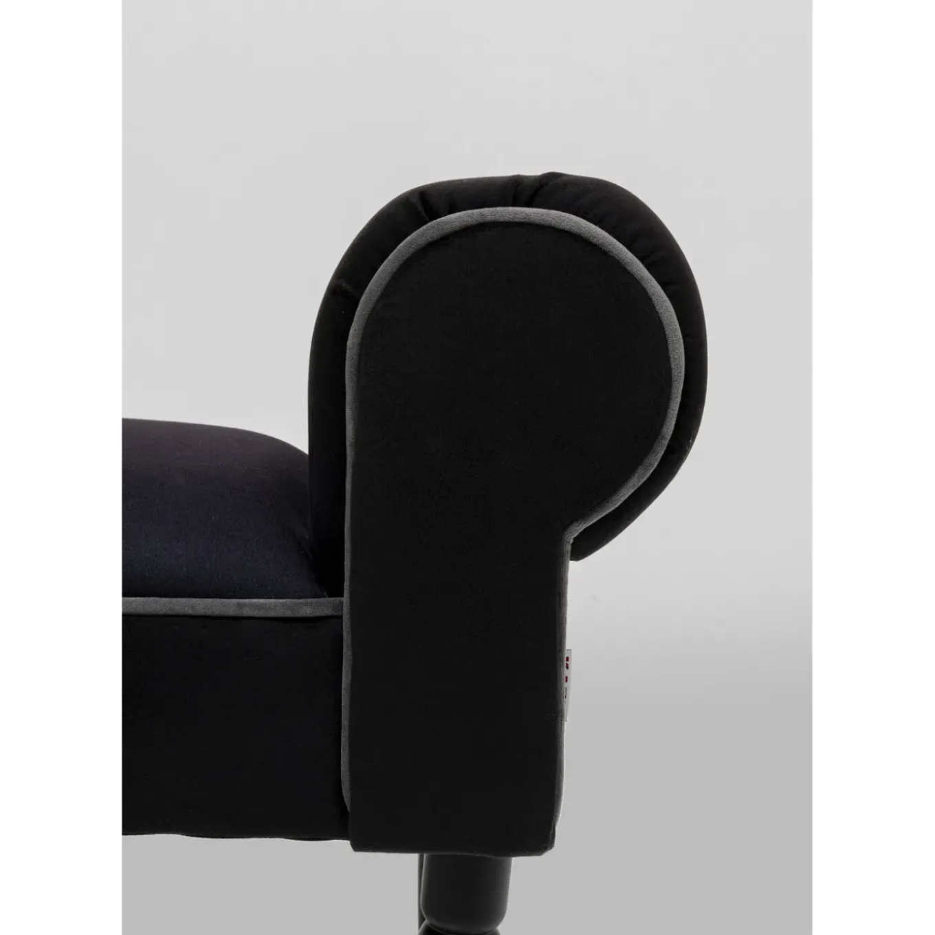 Banquette Wing Blossom