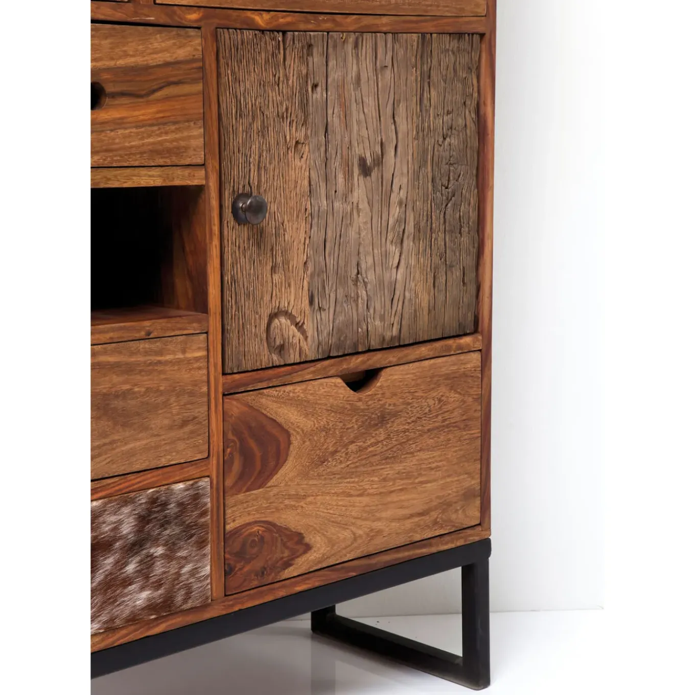 Commode Haute Rodeo 3 Portes,8 Tiroirs