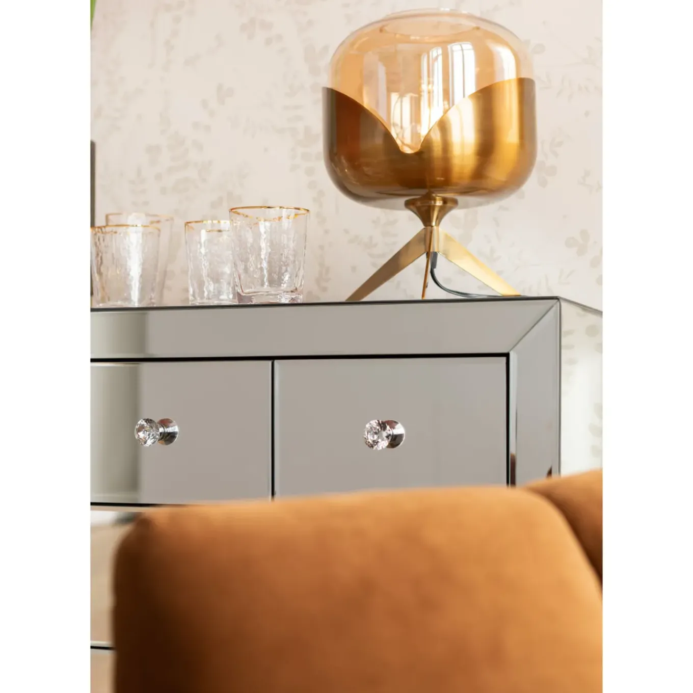 Lampe A Poser Golden Goblet Ball