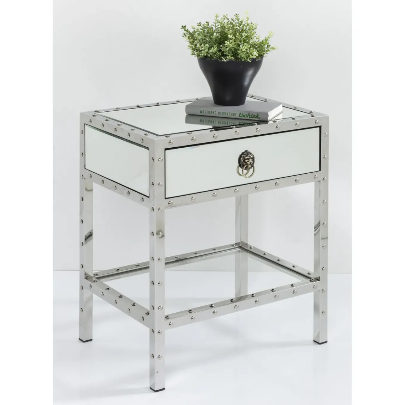 Petite Commode Rivet