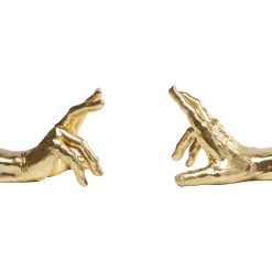 Serre-Livres Holding Fingers