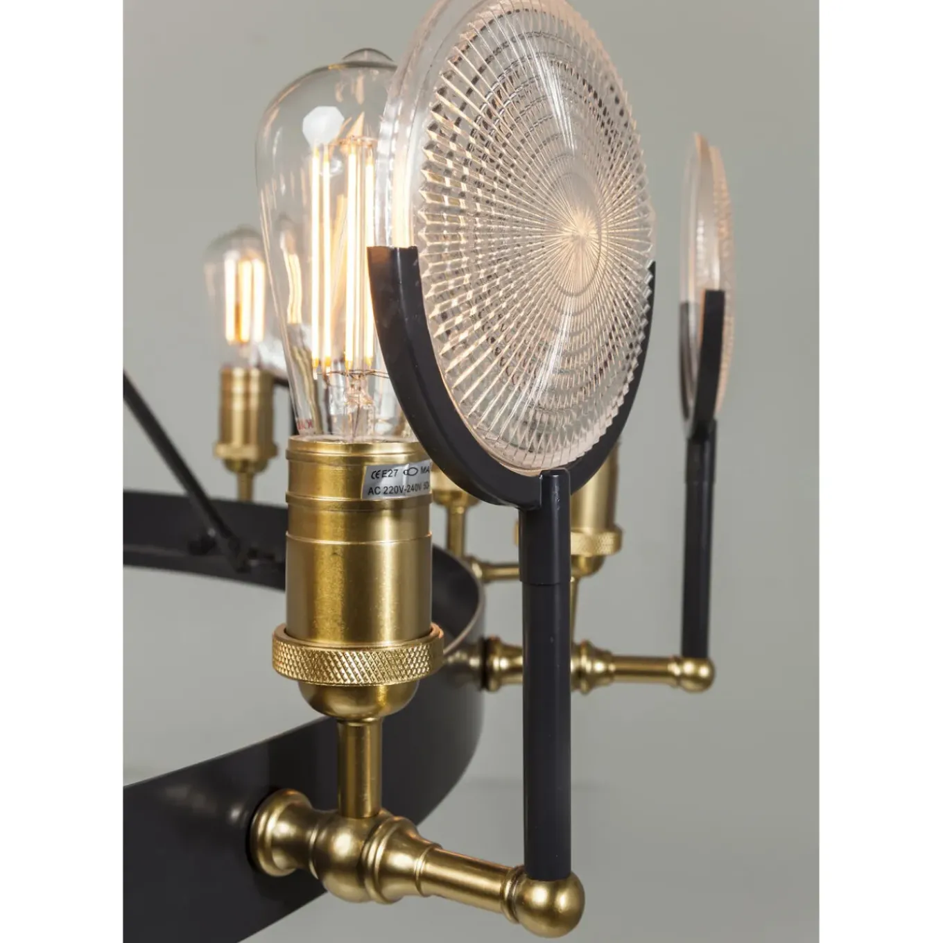 Suspension Lighthouse Twelve