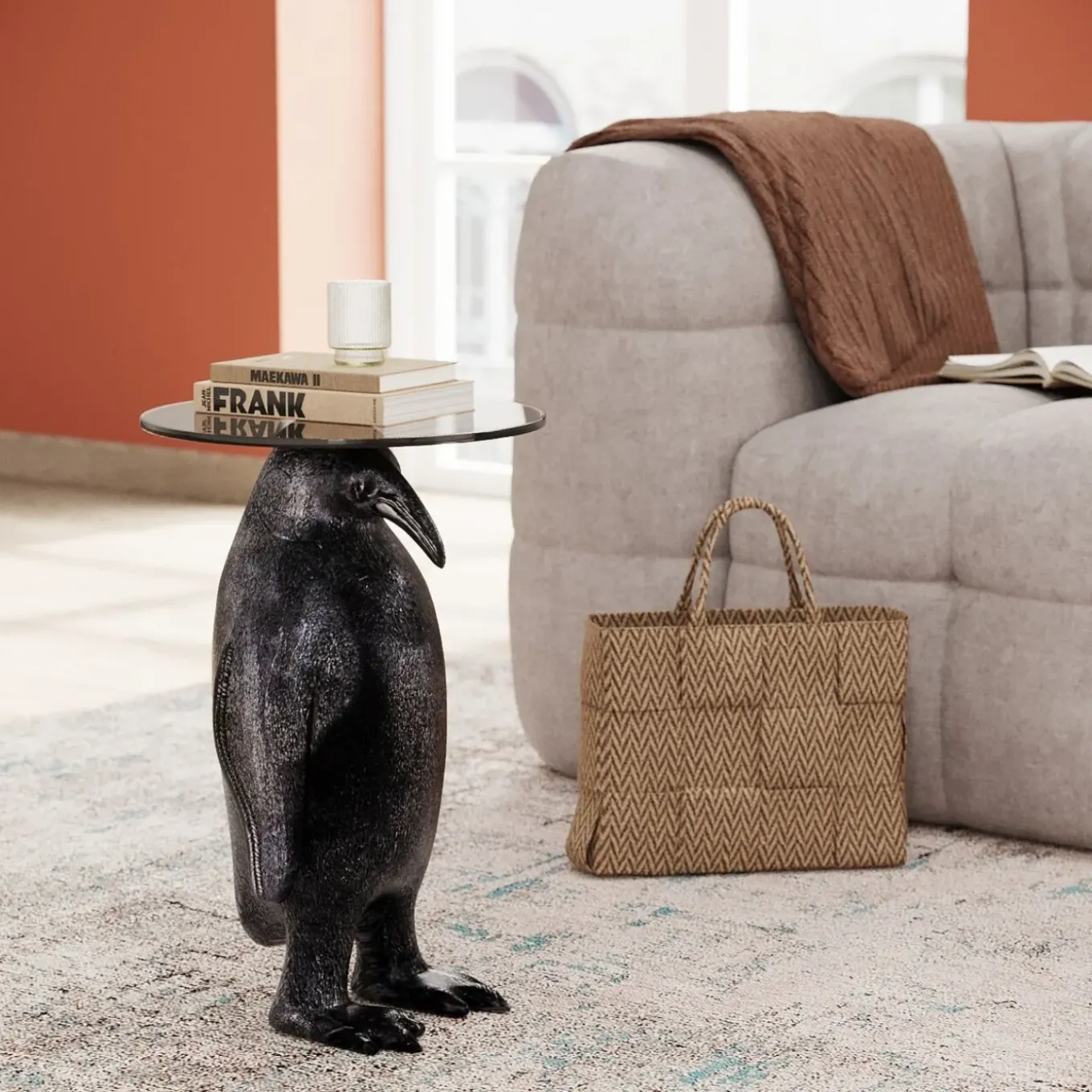 Table D Appoint Animal Ms Penguin O32